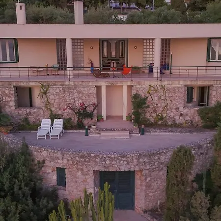 Capo Zafferano Apartment