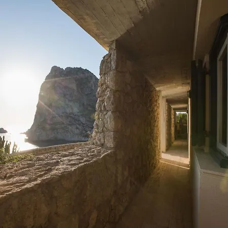 Capo Zafferano Apartment